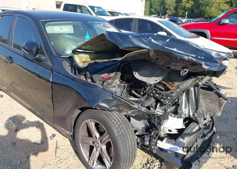 2014 BMW 320 xDrive из США, поврежденный, VIN WBA3C3C57EF984293